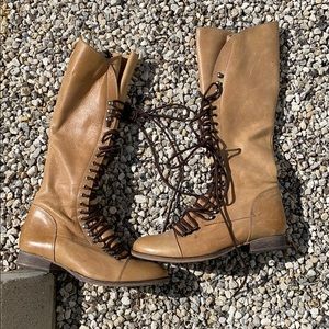 Lace up leather boots size 7 1/2